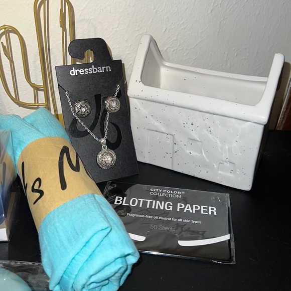 New Ladies Spring Special Accessories Bundle of 12 Items Gift Idea - Picture 6 of 16